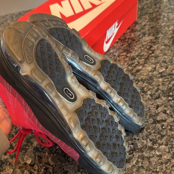 Nike Red and Black Air Max Sneakers EUC 10.5 - Picture 12 of 14